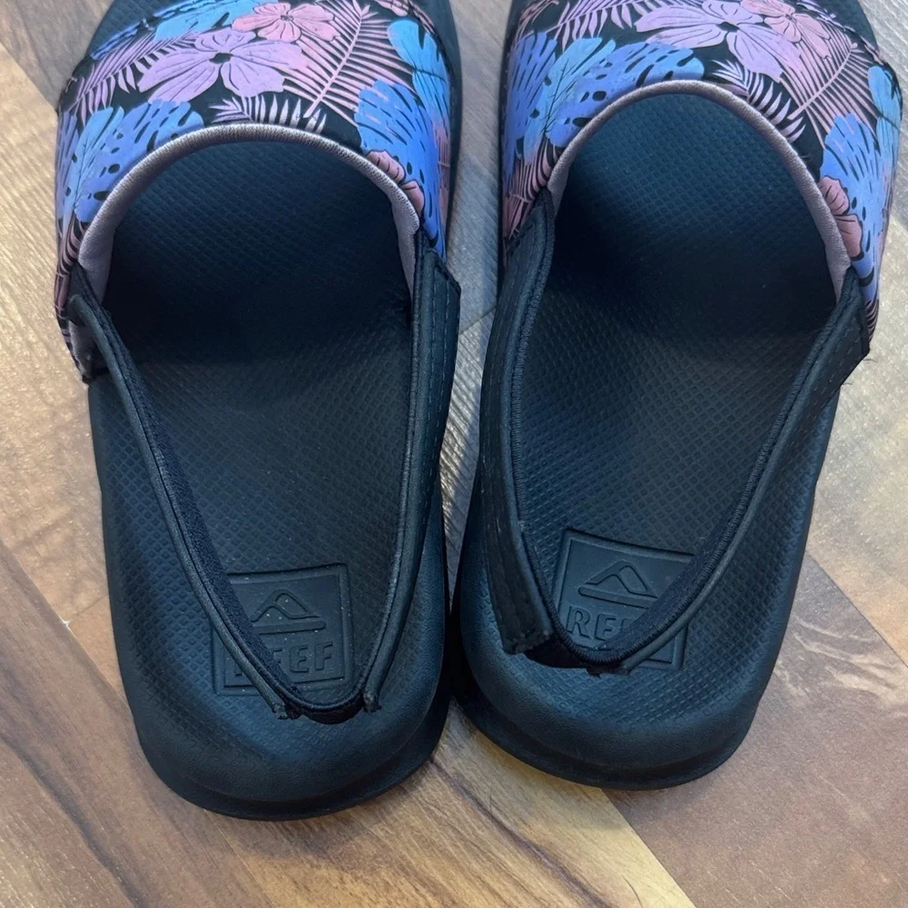 Reef Black kid Slides with Tropical Print size 12